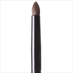 A tapered brush of Taklon & Pony blends and softens colors. Great for powder/creme shadows and crème liner application.